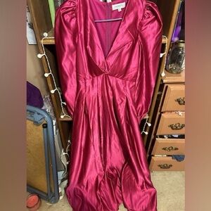 Size s(4) pink/red ballgown with puff sleeves. Worn once